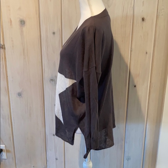 Grey Central Park West star sweater. NWT - Picture 2 of 4